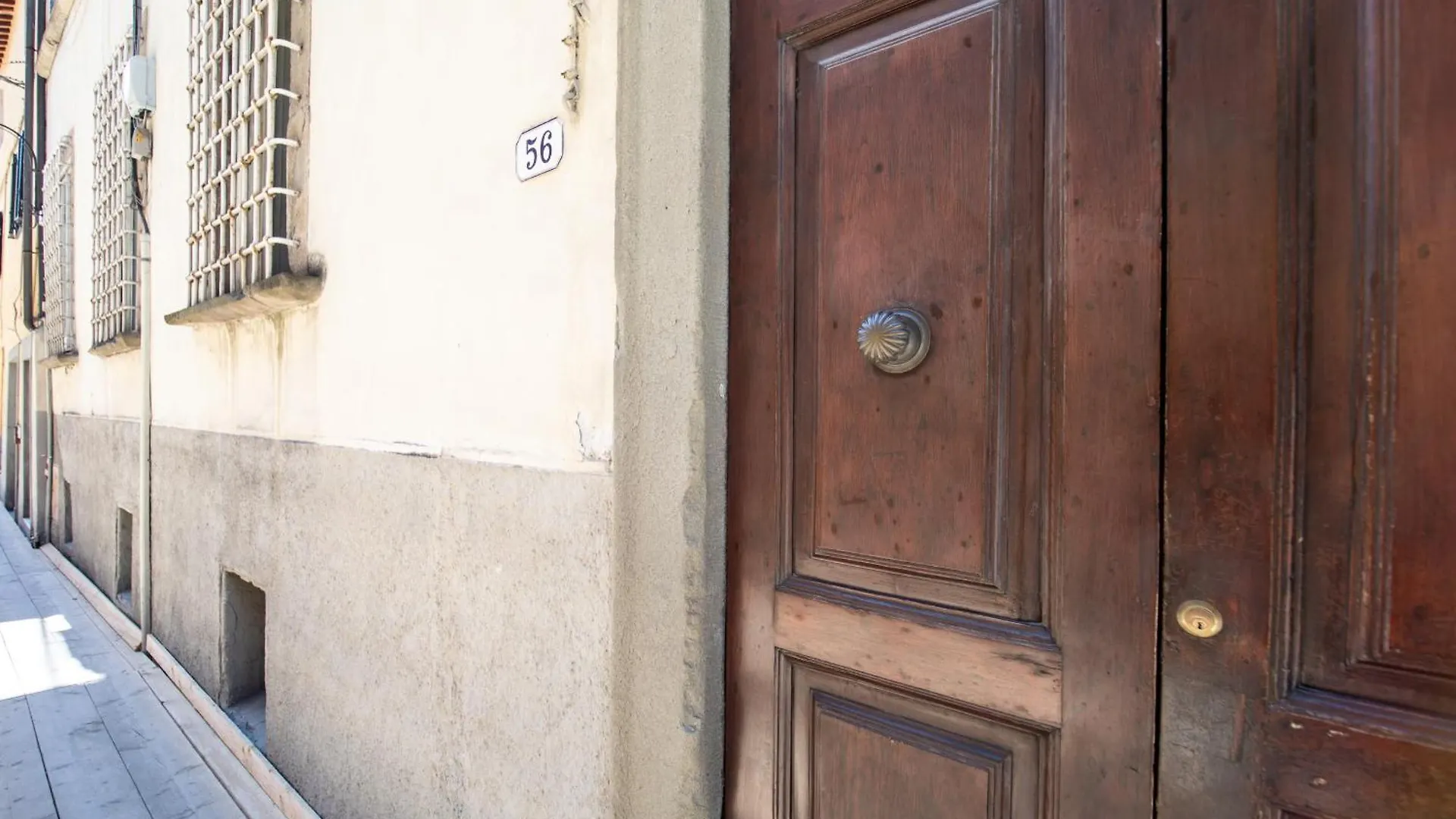 Singer House In Center Town Apartment Lucca Italy