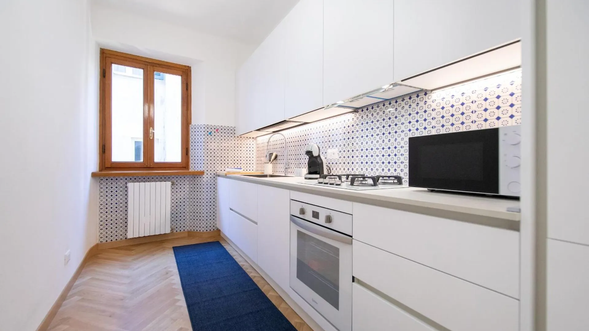 Singer House In Center Town Apartment Lucca 0*,